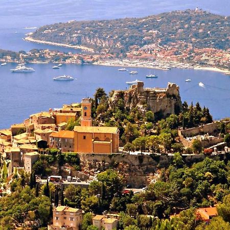 Eze - Appartement Dans Bas De Villa Avec Piscine Pres De Monaco Eksteriør billede